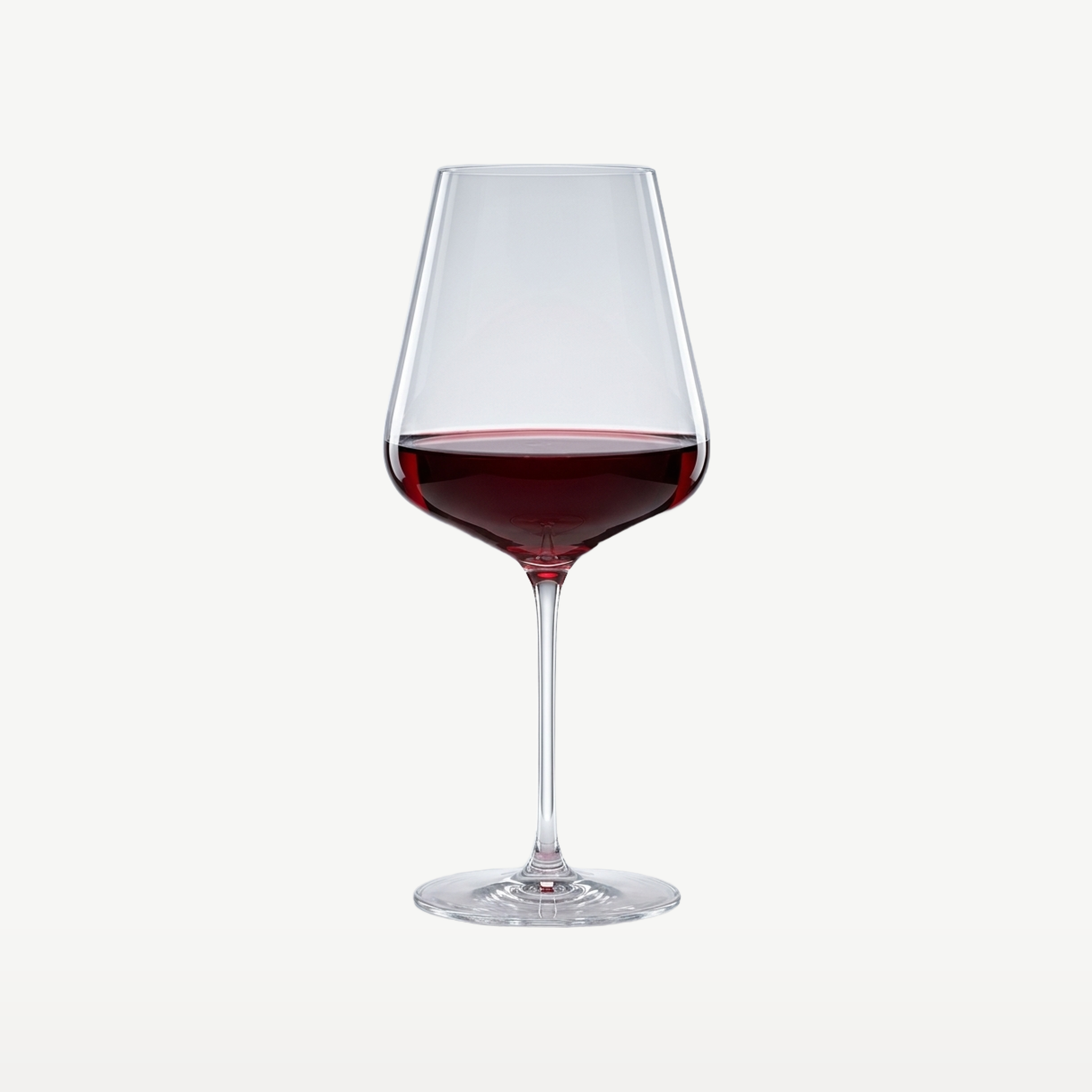 Spiegelau Definition Bordeaux wijnglas gevuld met rode wijn