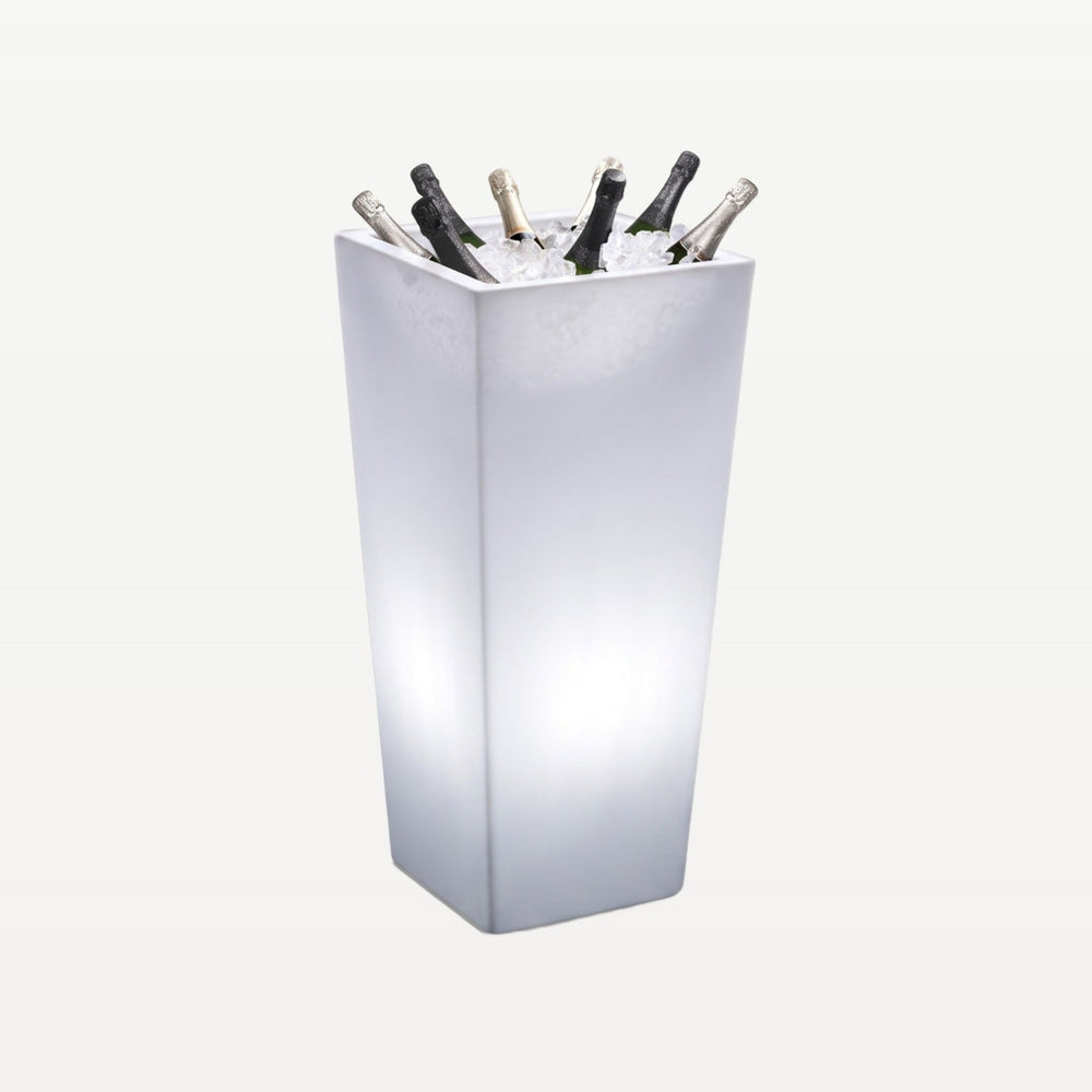 Wine accessories