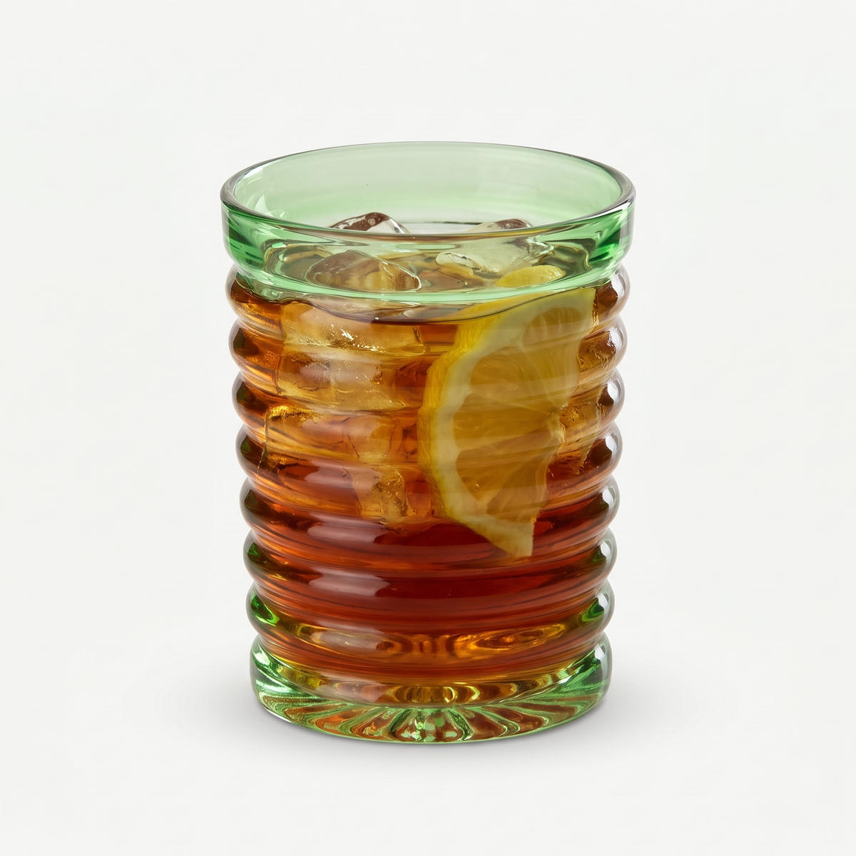 J-Line Waterglas 28 Cl Geribbeld Groen gevuld met ijsthee