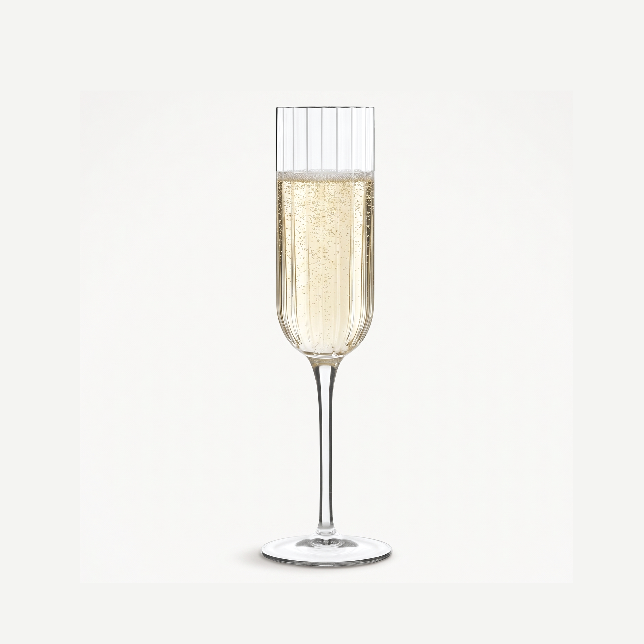 Luigi Bormioli Bach Champagneglas / Flute 21 Cl gevuld met champagne
