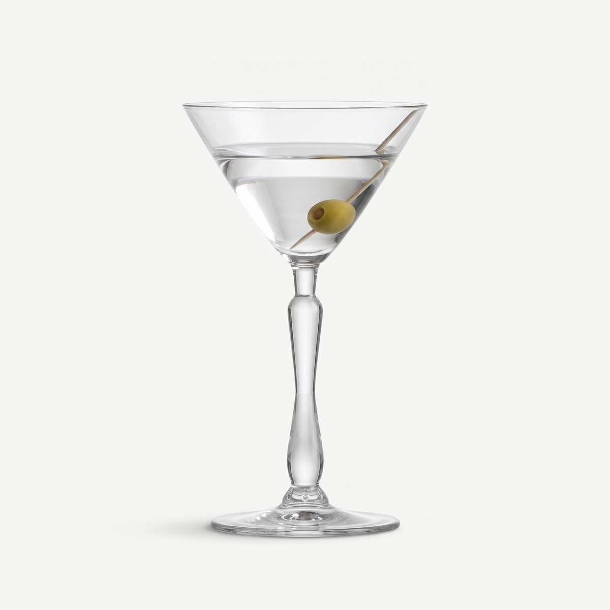 Onis New Era martiniglas 18,5 cl met balusterstijl, gevuld met een martini met olijf