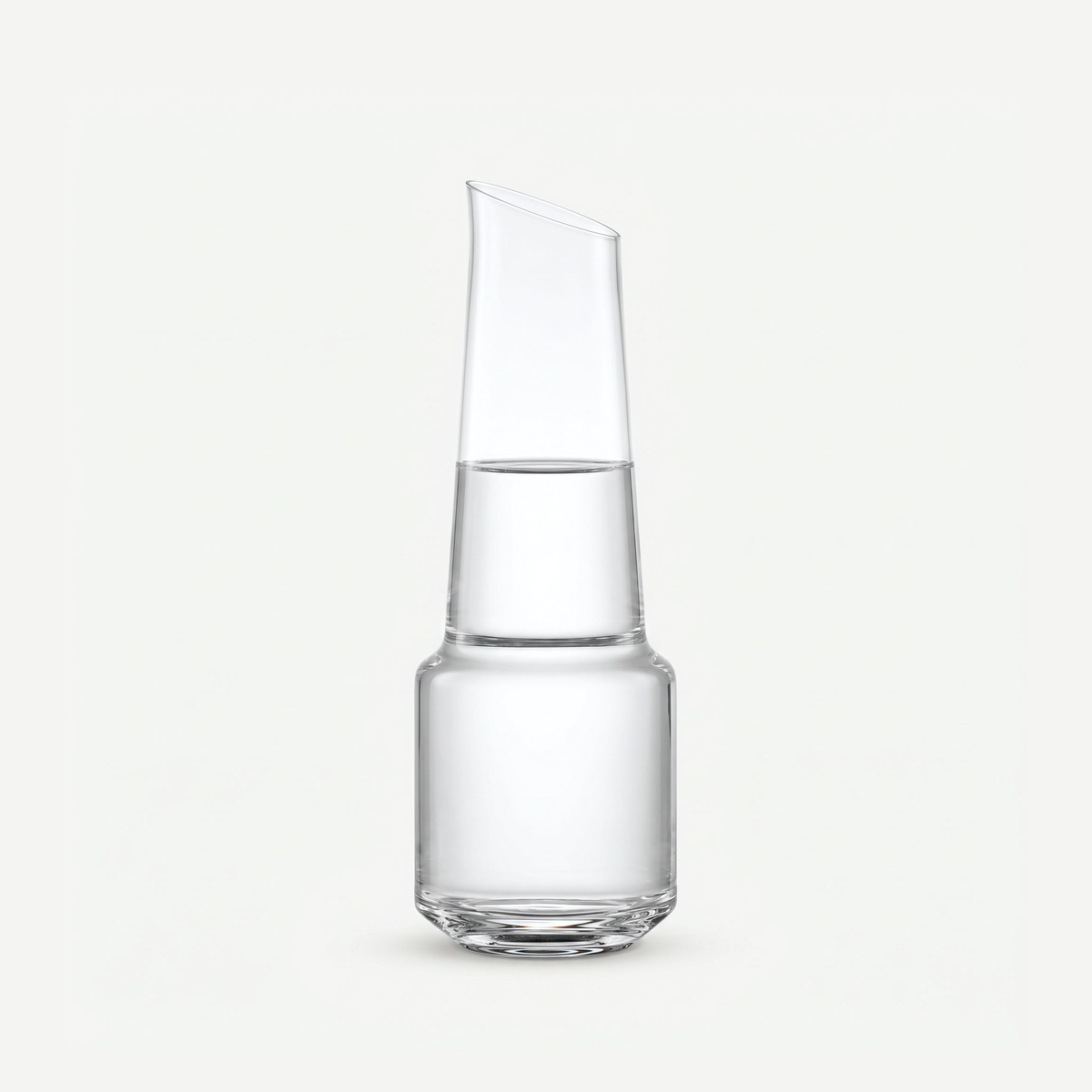 Zwiesel Glas Level Up karaf 100 cl gevuld met water