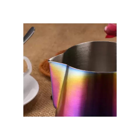 Rainbow melkkan zijaanzicht