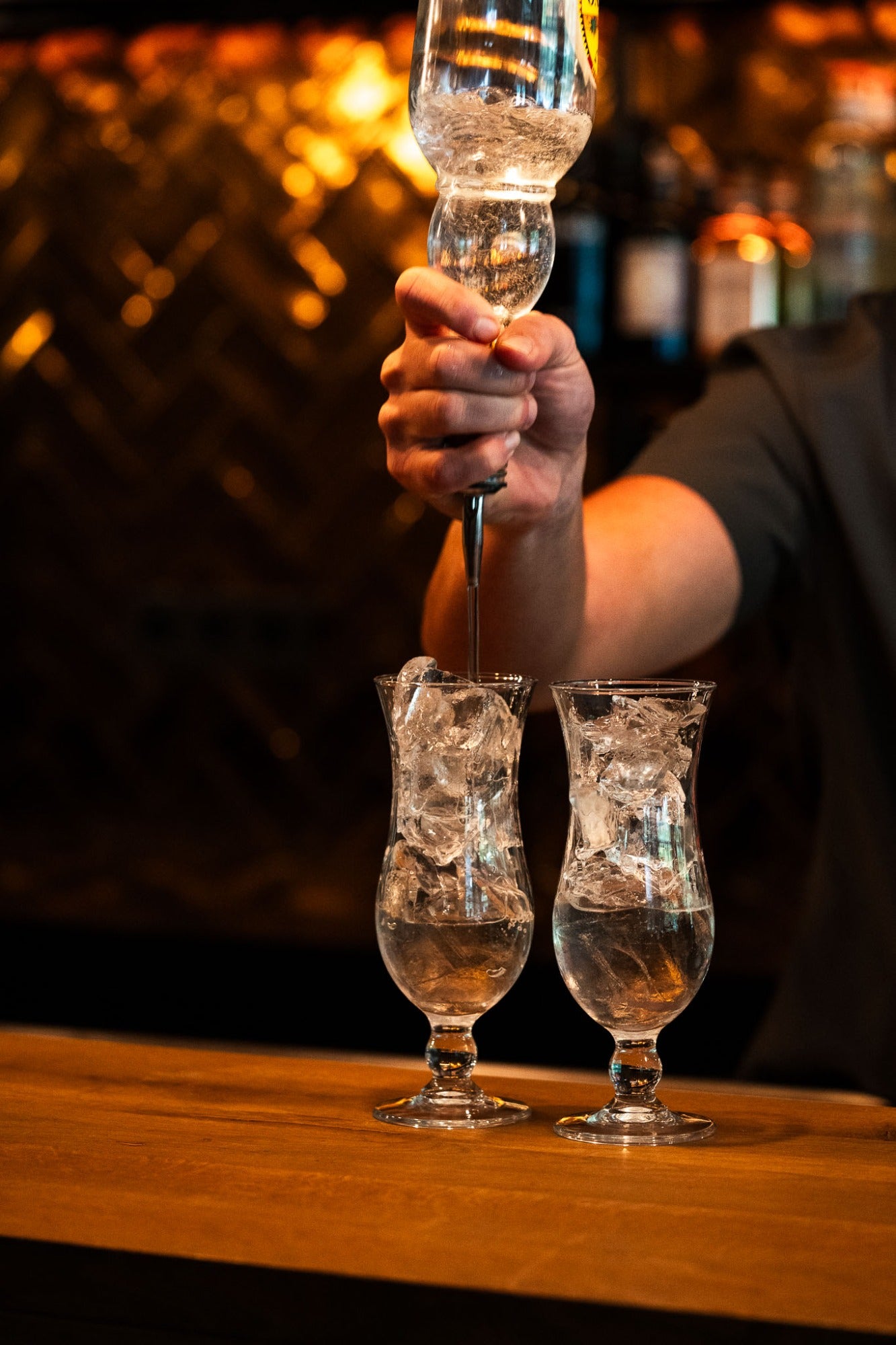 Hurricane cocktailglas zijaanzicht