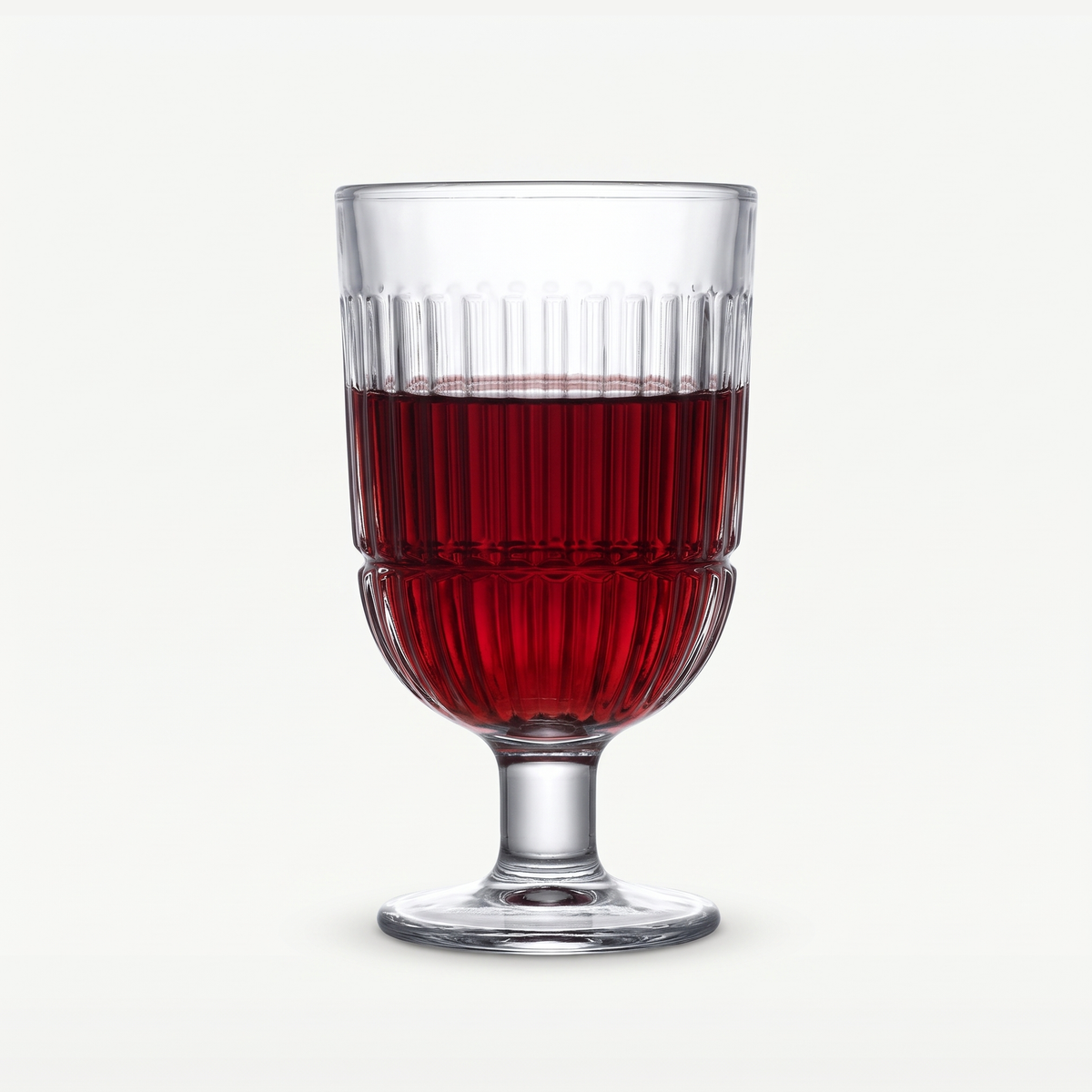 La Rochere Ouessant wijnglas 22 cl gevuld met rode wijn