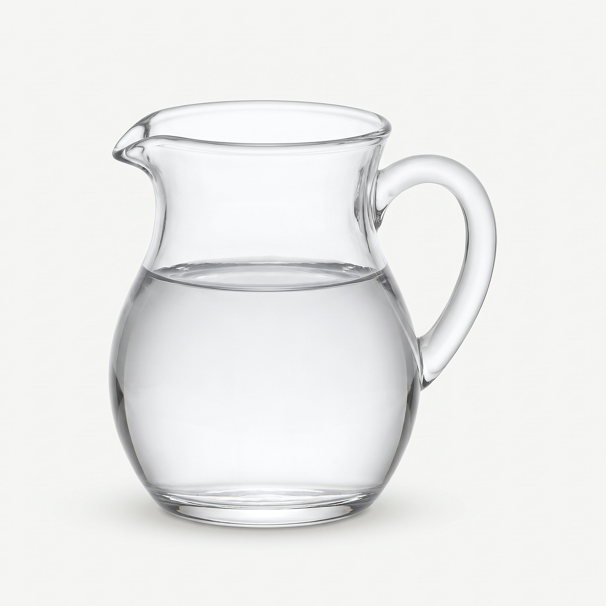 Schott Zwiesel Bistro Schenkkan 13 Cl - 6 Stuks gevuld op gebroken witte achtergrond